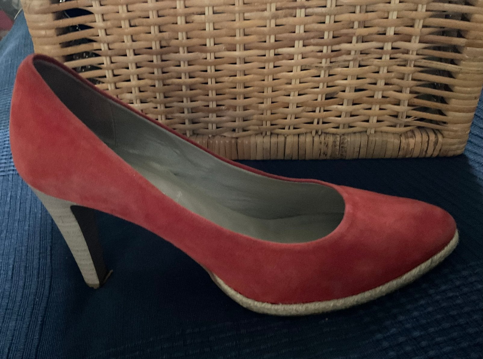 Pumps maat 40, Pumps, Ophalen of Verzenden, Zo goed als nieuw, Rood