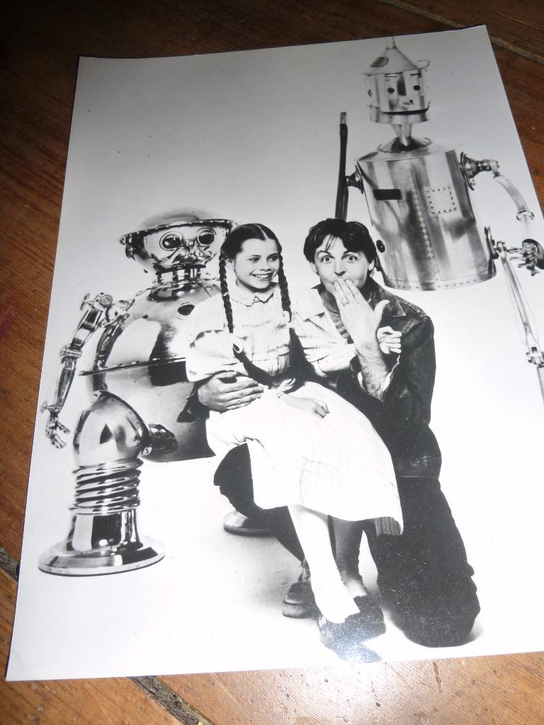 artiest grote foto(kaart) Paul McCartney - Beatles - 1974, Ophalen of Verzenden, Zo goed als nieuw, Boek, Tijdschrift of Artikel