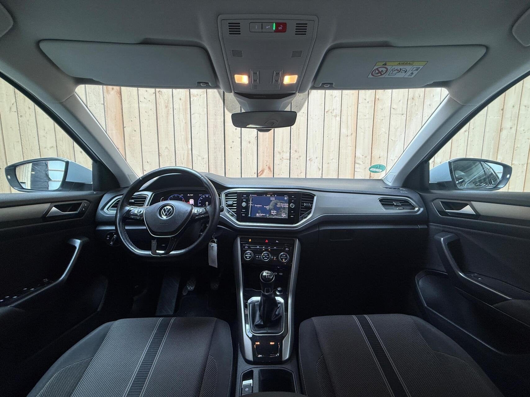 Volkswagen T-Roc 1.5 TSI Style Adaptieve cruise control | Cl, Auto's, Voorwielaandrijving, Euro 6, 4 cilinders, 150 pk