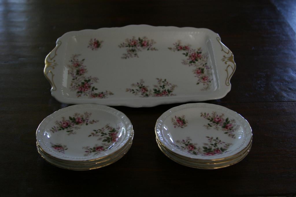 Royal Albert, Ophalen