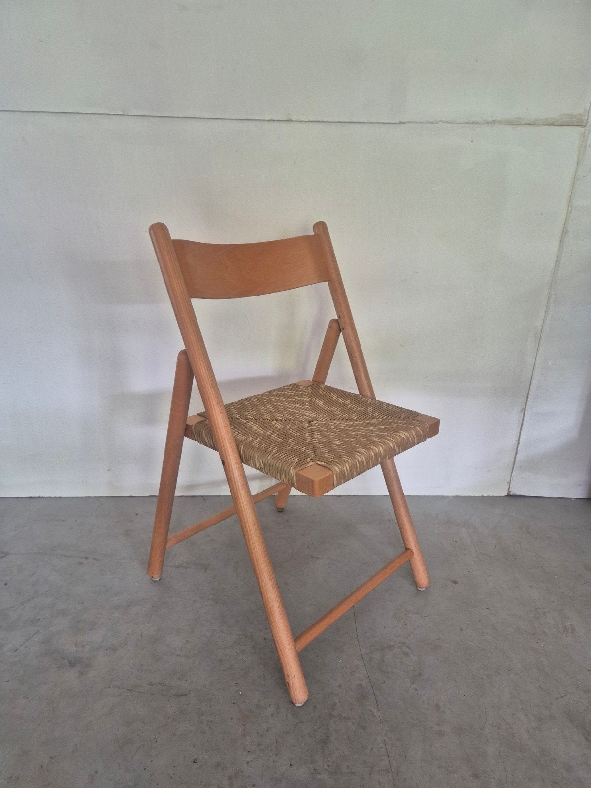 Mid century habitat klapstoel hout met biezen zitting, Gebruikt, Bruin, Onbekend, Ophalen of Verzenden