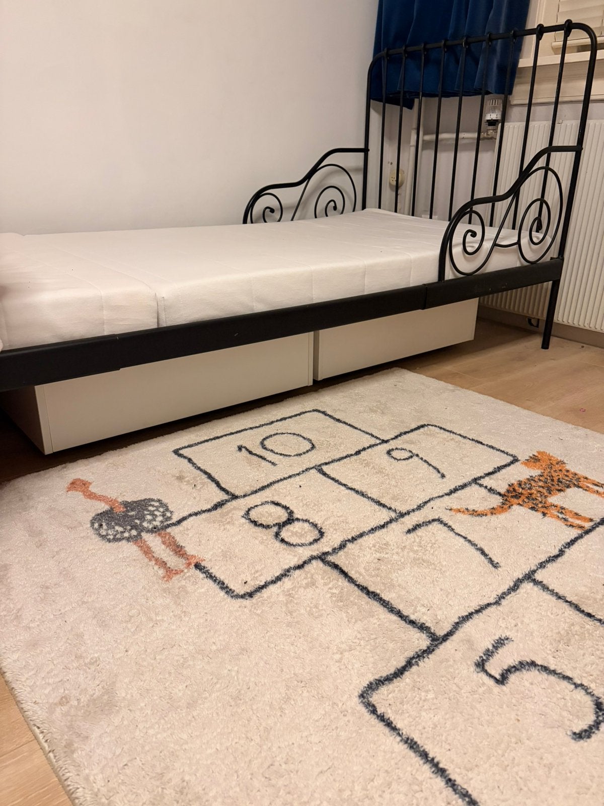 Groeibed Minnen zwart ikea 80x200, Ophalen, Eenpersoons, Zwart, 80 cm