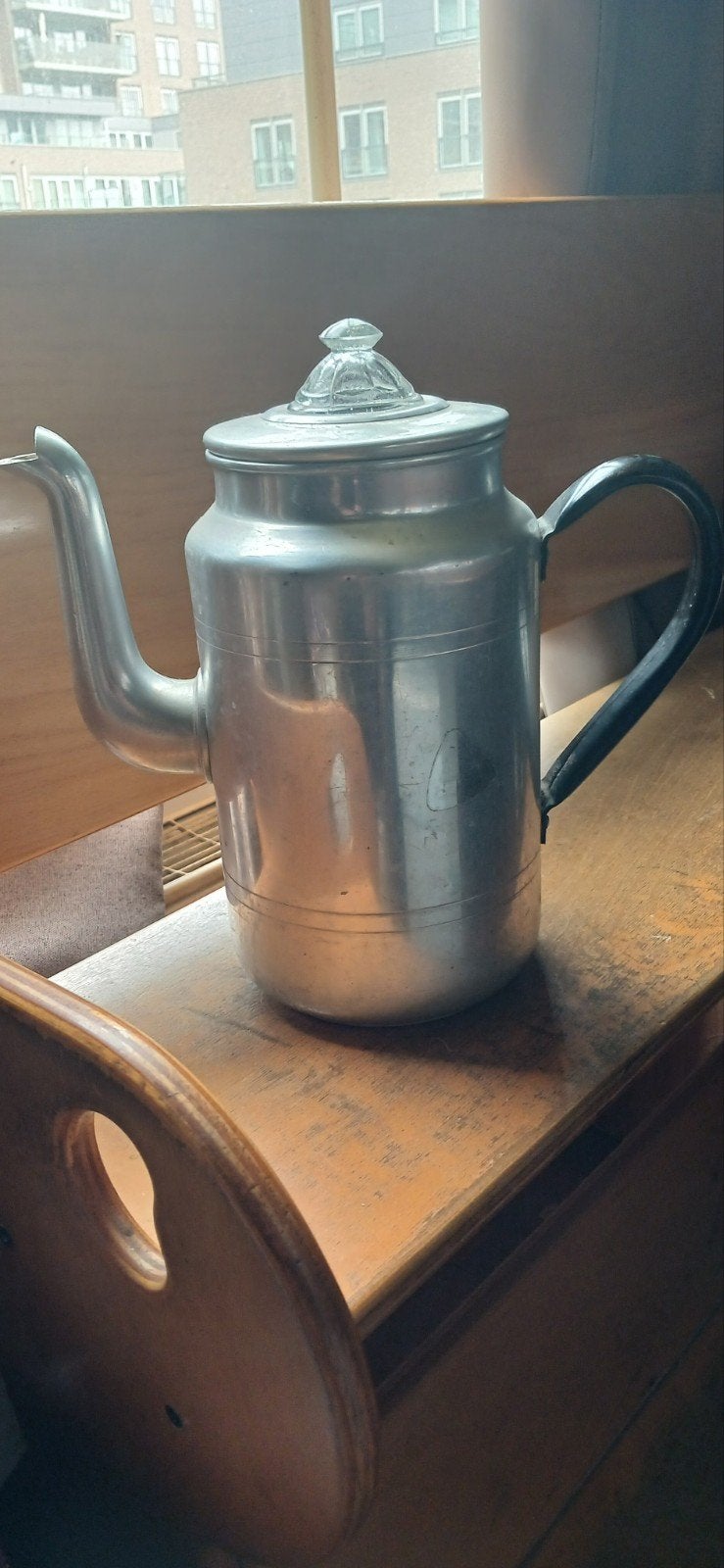 Vintage Aluminium Koffiekan met Glazen Dekselknop € 25,00, Ophalen of Verzenden