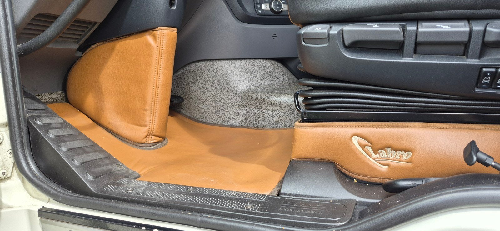 Mooie crème bedplaat bekleding voor DAF, Auto-onderdelen, Interieur en Bekleding, Gebruikt, Ophalen of Verzenden