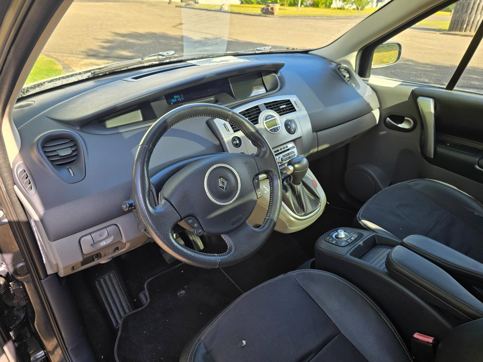 Renault Scénic 1.6-16V Tech Line AUTOMAAT/airco/CRUISE, Auto's, Renault, 1345 kg, Gebruikt, 4 cilinders, Origineel Nederlands