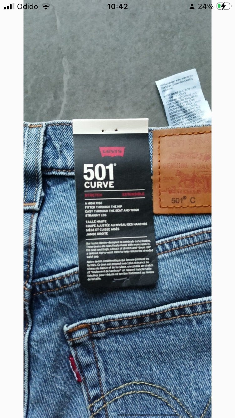 Levi’s Curve Dames Jeans - Maat 28x32, Ophalen of Verzenden, Nieuw, Blauw, W28 - W29 (confectie 36)