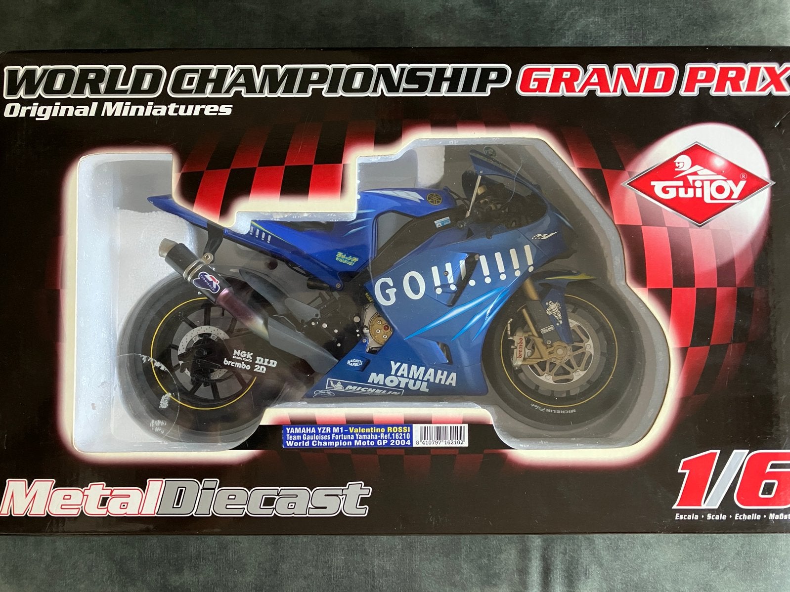 Valentino Rossi 1:6 Guiloy 2004, Ophalen of Verzenden, Zo goed als nieuw, Motor