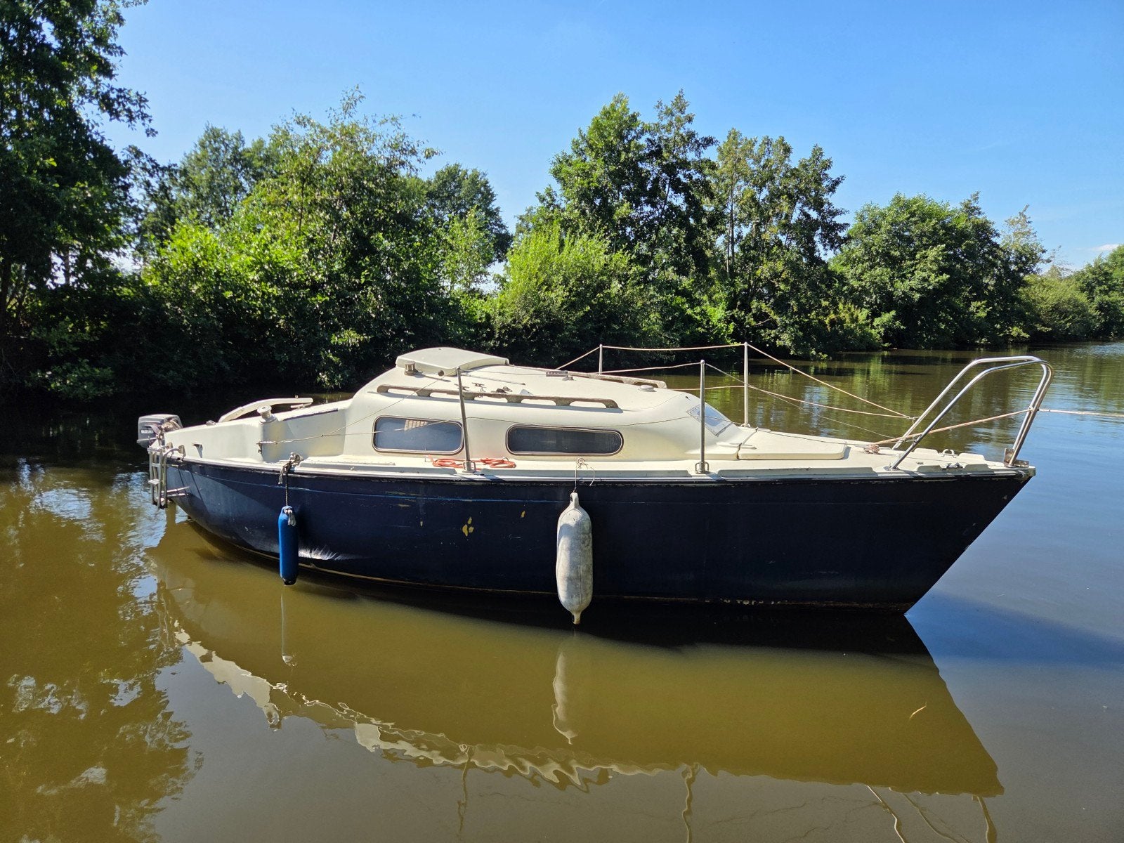 Kajuitzeiljacht Zeilboot met 2 buitenboord motor, Ophalen, Overige merken, Gebruikt, Kleine kruiser