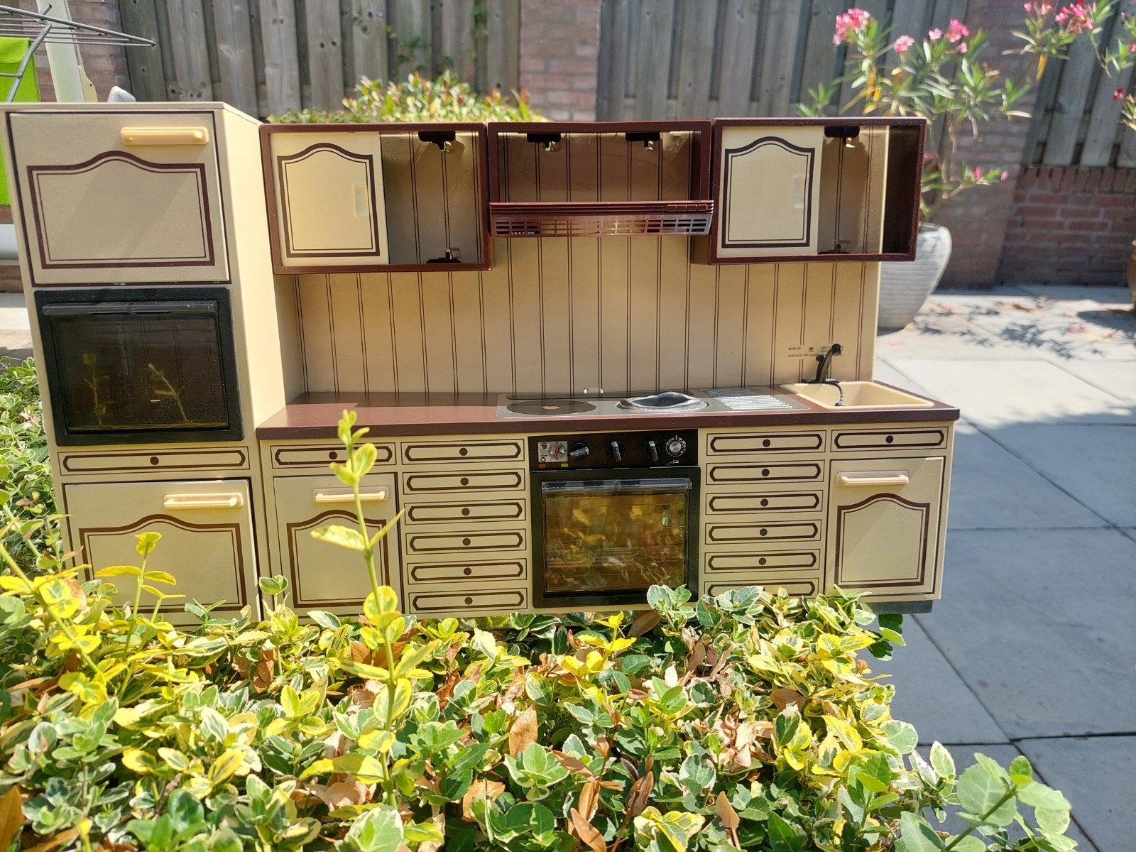 Te koop vintage, blikken speelgoedkeukentje jaren 70, Ophalen, Gebruikt