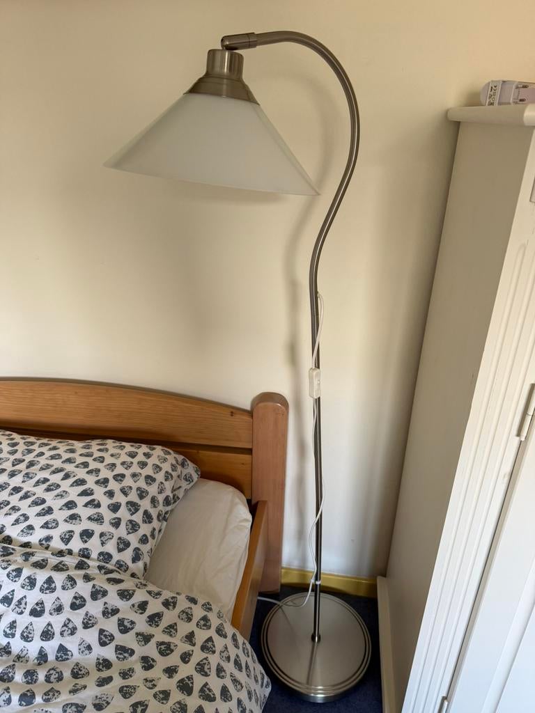 Ikea staande lamp, Ophalen of Verzenden, Zo goed als nieuw, 150 tot 200 cm