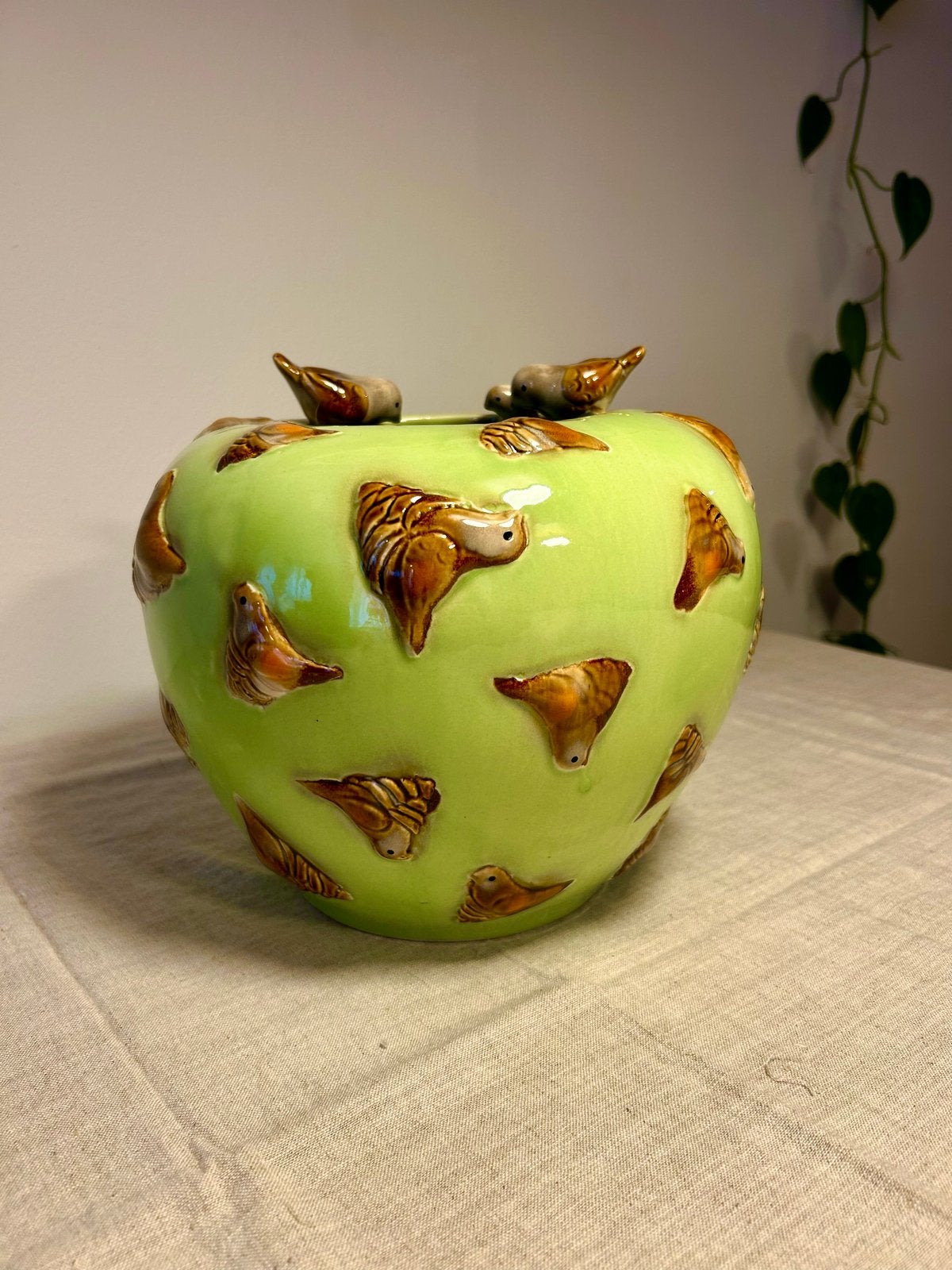 Unieke groene pot met vogeltjes - Des Pots, Antiek en Kunst, Antiek | Vazen, Ophalen of Verzenden