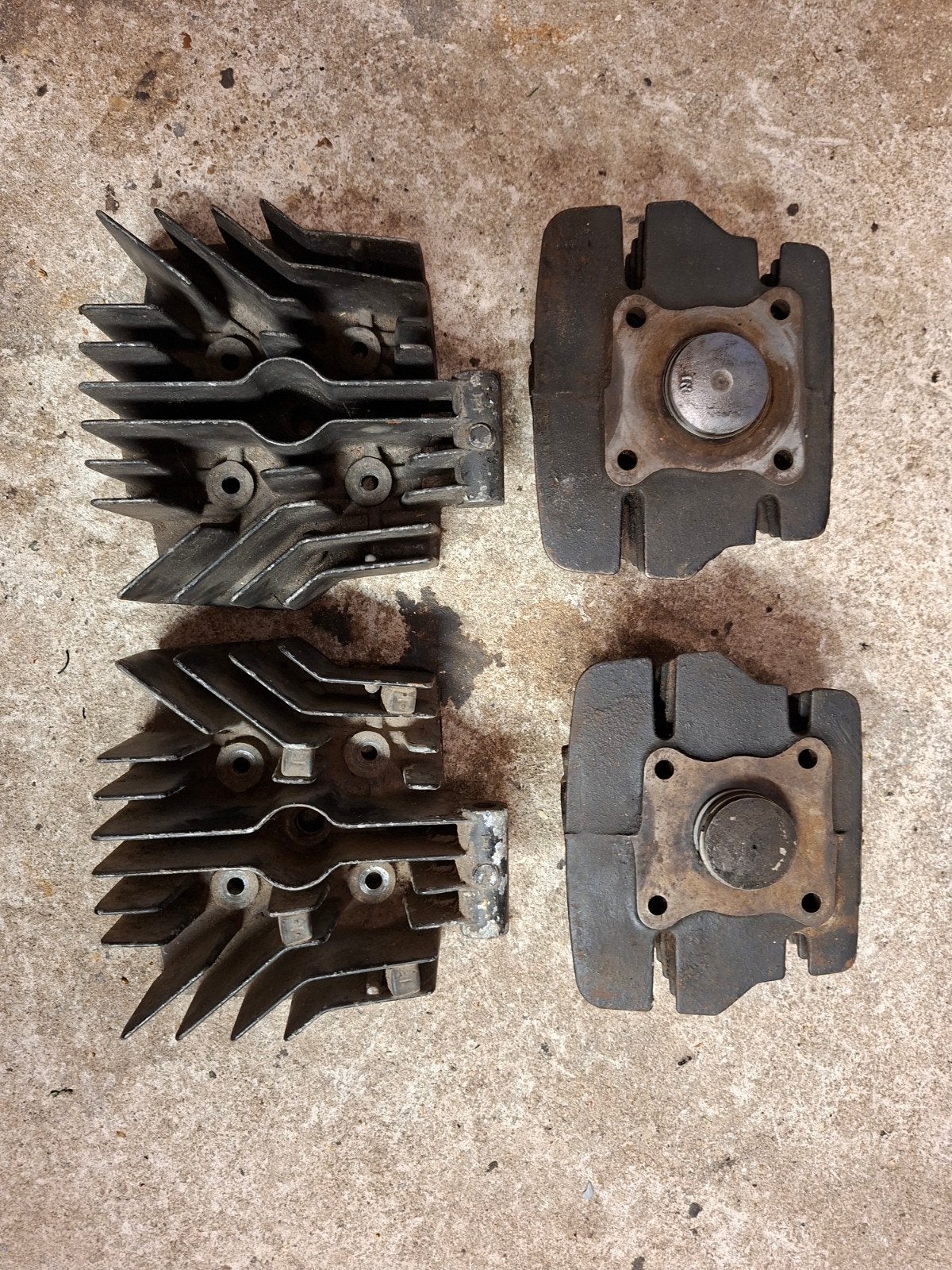 2x Honda mt mb mtx cilinders 50cc gietijzer, Ophalen, Gebruikt, Cilinder, Honda mb5 mt5
