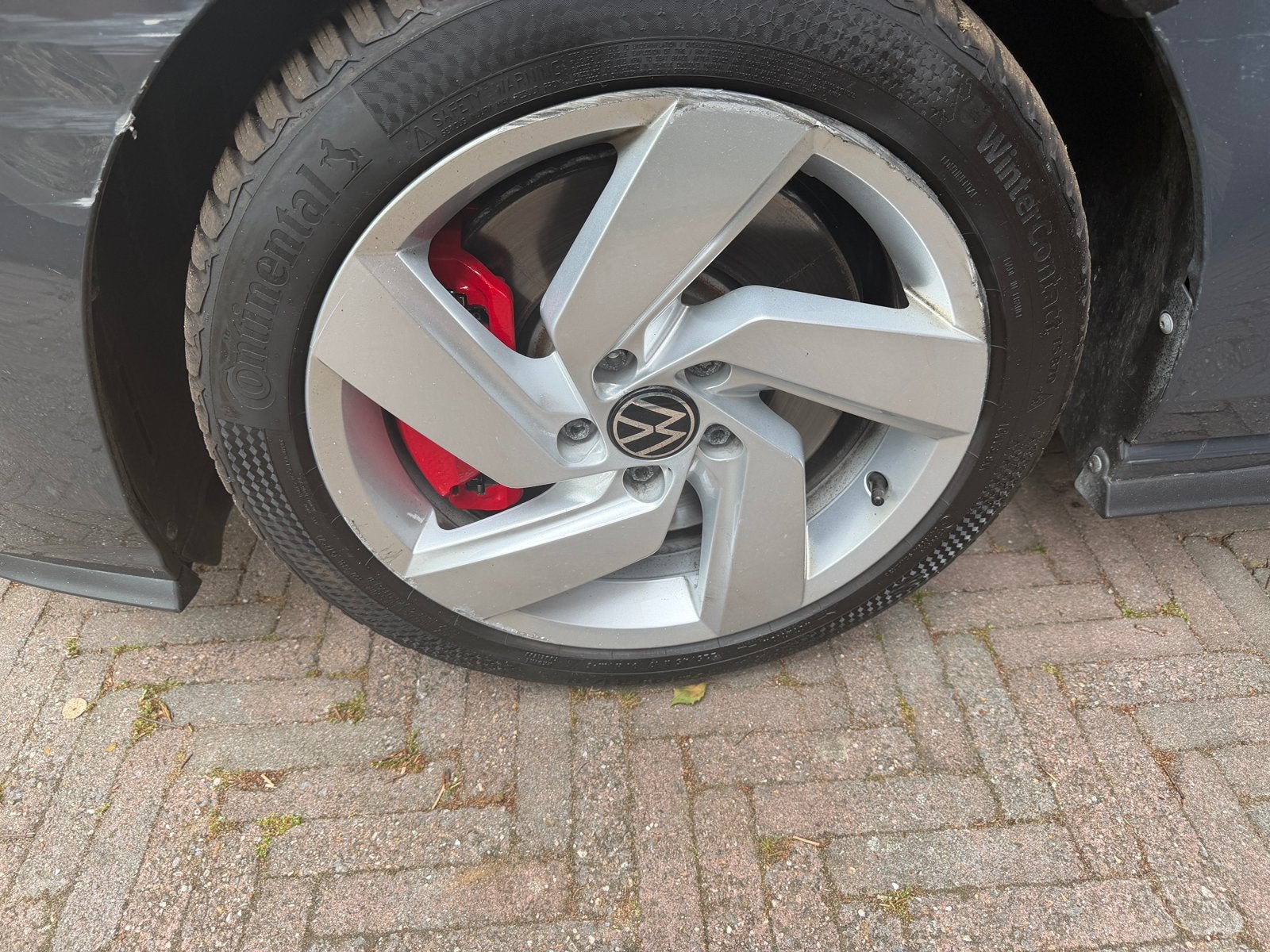 Gezocht 2x 17 inch Golf GTI velg, Ophalen