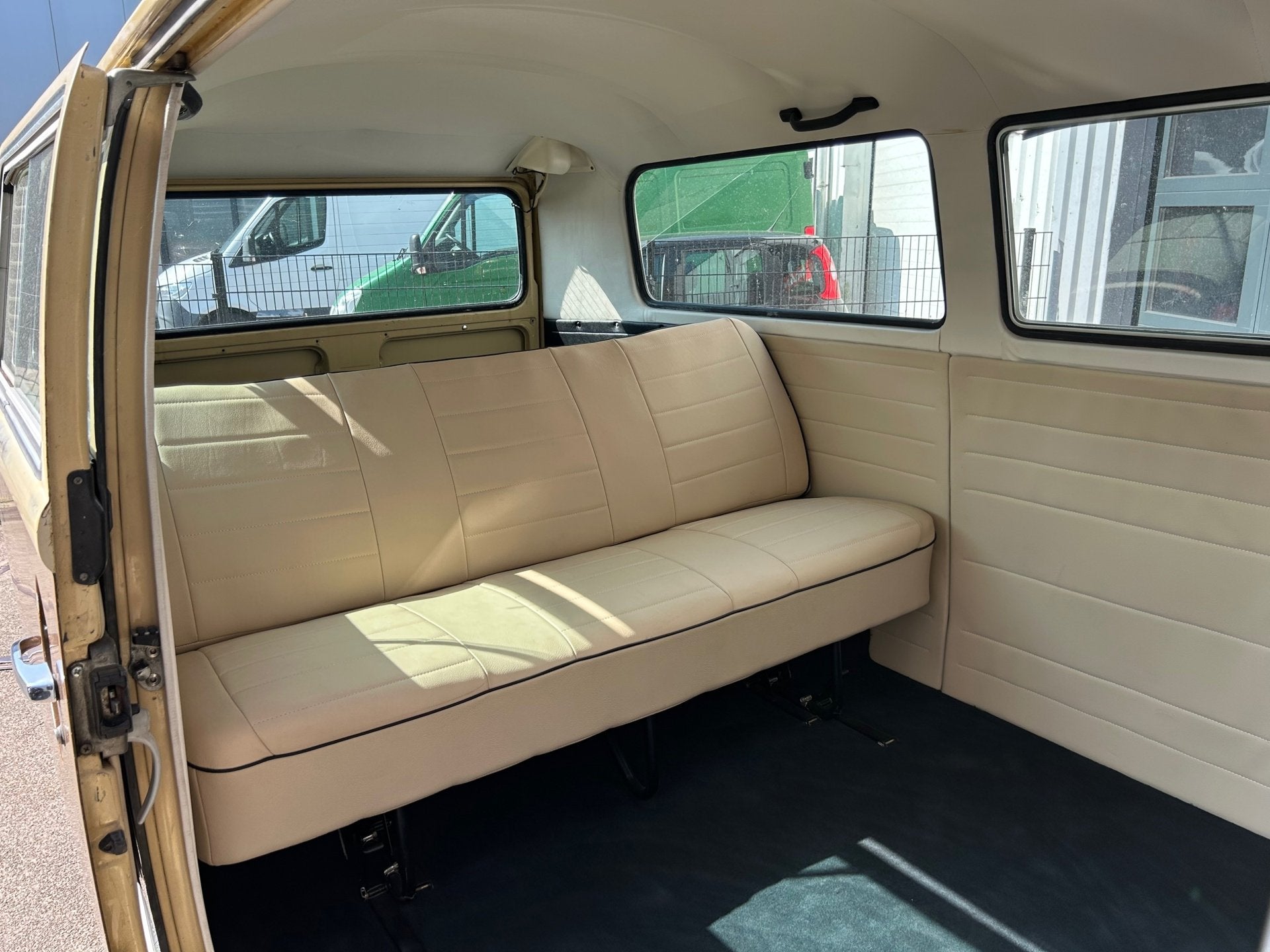 Volkswagen VOLKSWAGEN T2 | BTW | Leder, foto 12