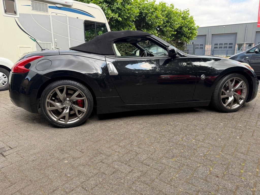 Nissan 370Z Roadster 3.7 V6 Pack 328 PK Automaat Navi Airco, Auto's, Nissan, Automaat, 3696 cc, Achterwielaandrijving, Gebruikt