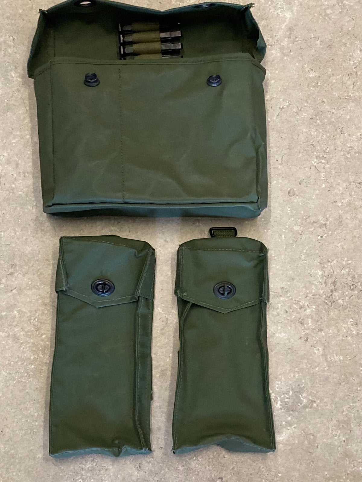Ladertassen en tenttas, Ophalen of Verzenden, Landmacht, Overige gebieden