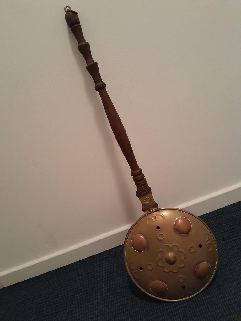 Een antieke beddenpan, Antiek en Kunst, Ophalen, Koper