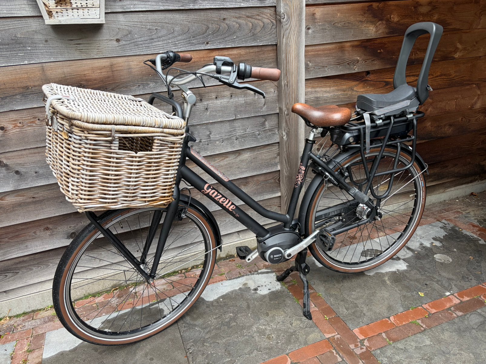 Gazelle miss grace C7 2023 goed onderhouden, Ophalen, Zo goed als nieuw, 51 tot 55 cm, 50 km per accu of meer
