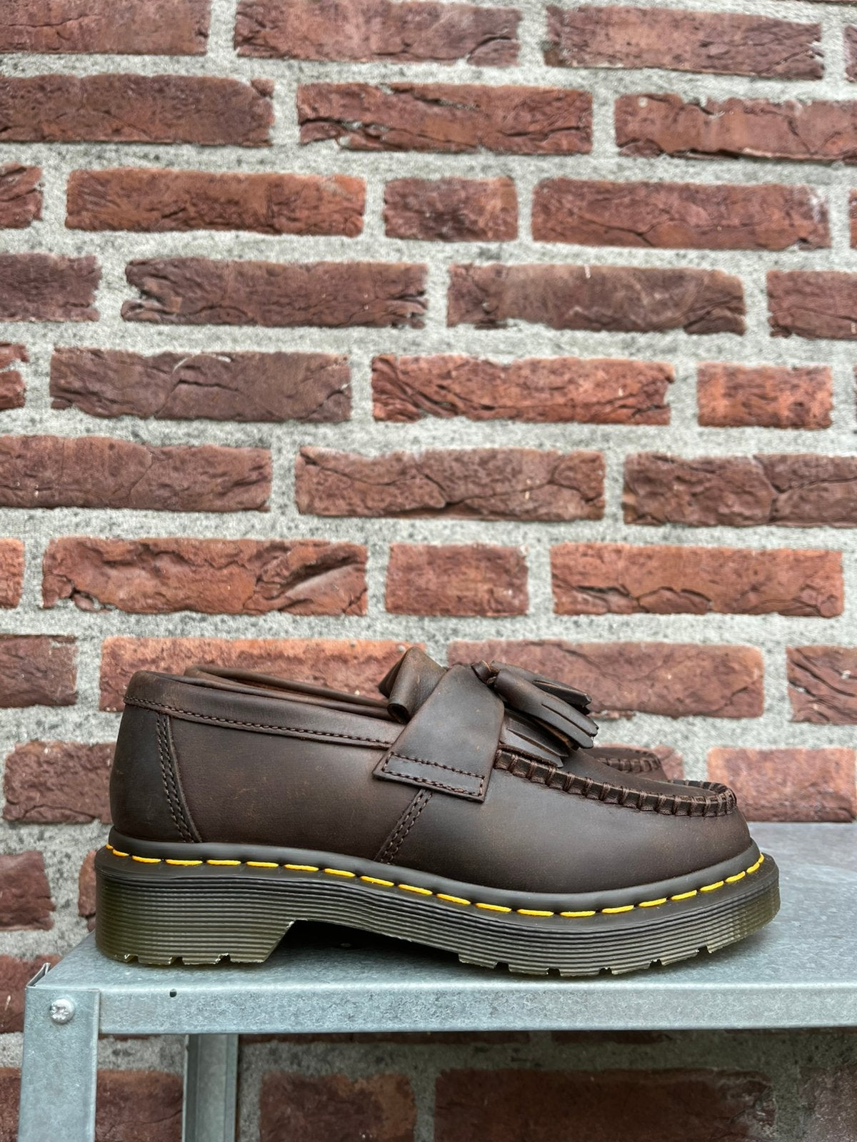 Dr. Martens Adrian Crazy horse tassel loafer maat 36, Kleding | Dames, Dr. Martens, Docs, Bruin, Docs