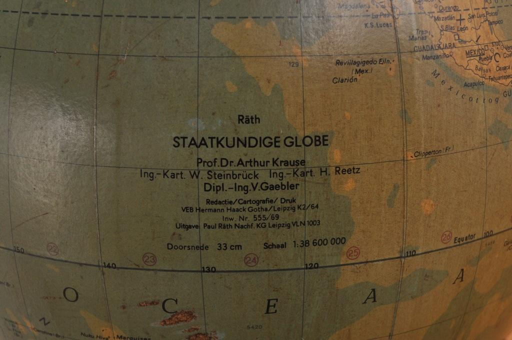 Vintage wereldbol Räths globe bakeliet jaren 60, Ophalen of Verzenden, Gebruikt