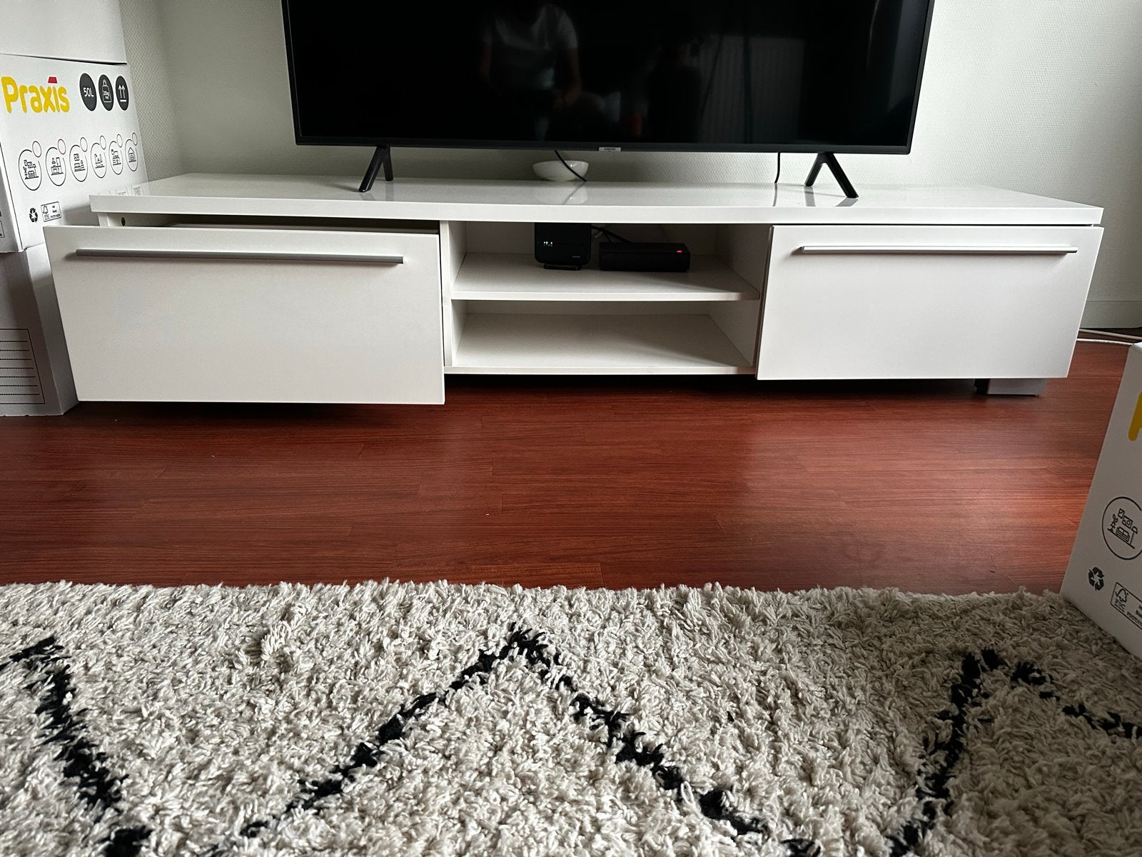 Wit tv meubel met lades en open vakken - 180x45 cm, Ophalen, Overige materialen, Gebruikt, 150 tot 200 cm