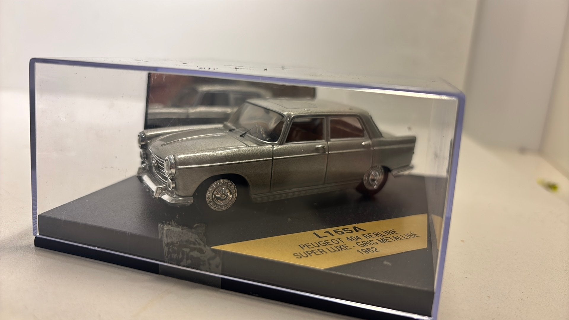 Peugeot 404 berline super luxe 1962 vitesse 1.43, Overige merken, Auto, Ophalen of Verzenden, A