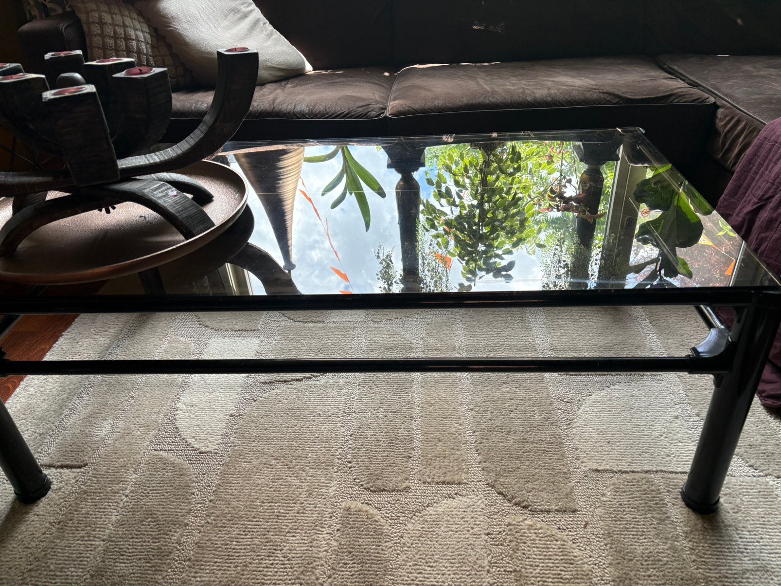 Salontafel glasplaat getint, Ophalen, 100 tot 150 cm, Zo goed als nieuw, Metaal