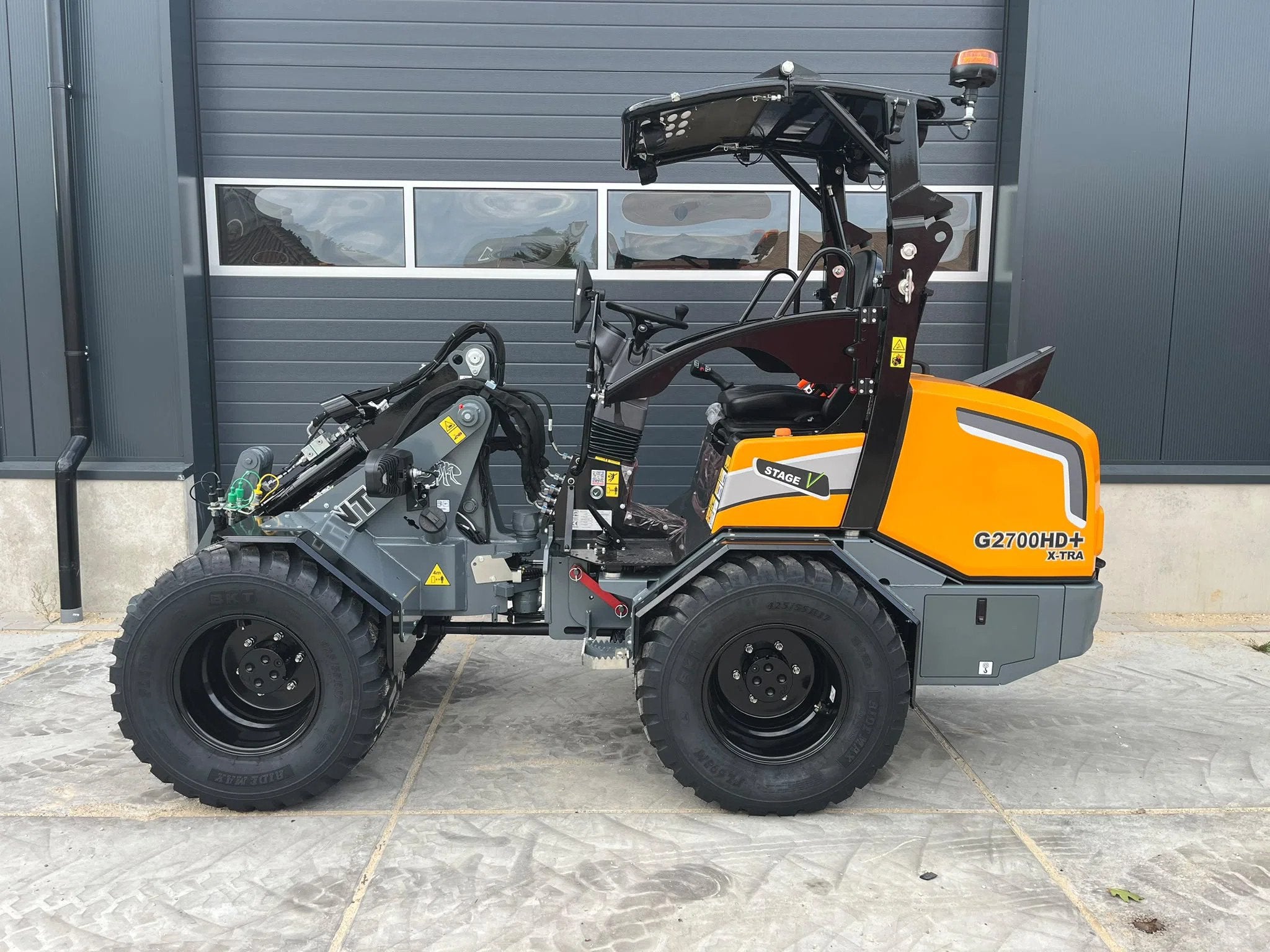 Giant G2700 X-TRA HD+ (bj 2026), Wiellader of Shovel
