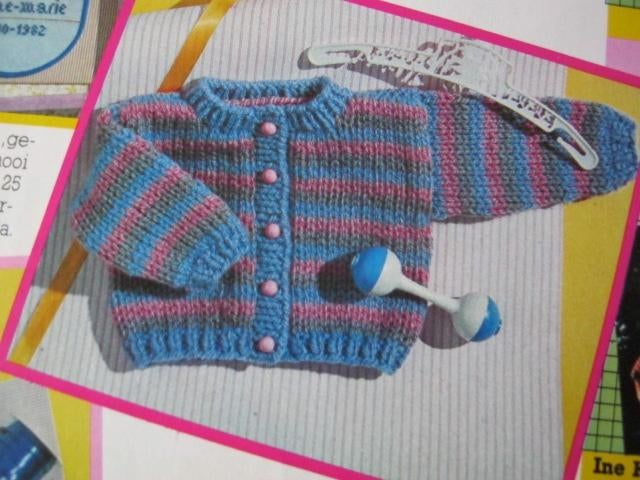 Breipatroon  Baby vest  3 - 6 - 9 mnd  nr 1206, Hobby en Vrije tijd, Breien en Haken, Verzenden, Nieuw, Breien, Patroon of Boek