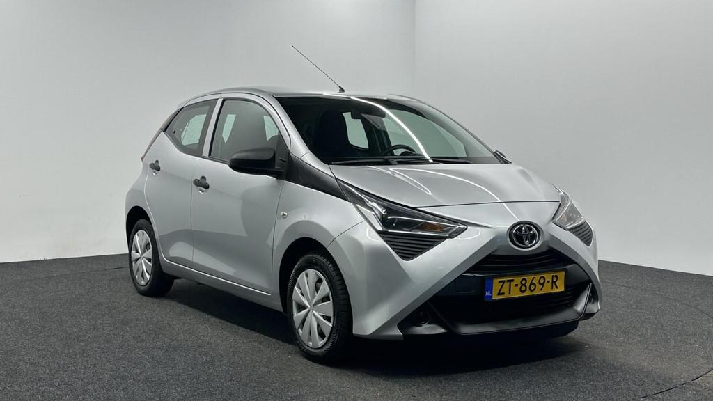 Toyota Aygo 1.0 VVT-i x-fun AIRCO 5 DEURS., Voorwielaandrijving, Stof, Gebruikt, Met garantie (alle)
