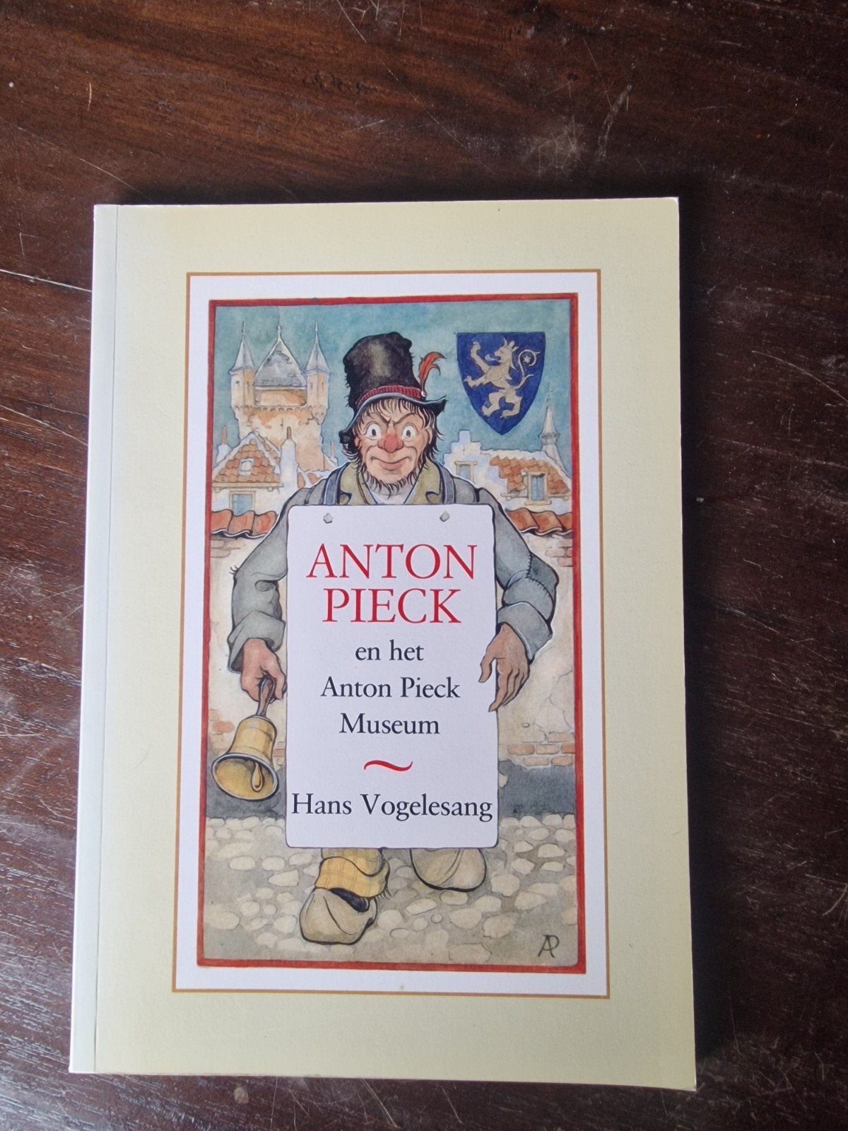 Anton Pieck en het Anton Pieck Museum - Hans Vogelesang, Ophalen of Verzenden, Zo goed als nieuw, Overige onderwerpen, Hans Vogelesang