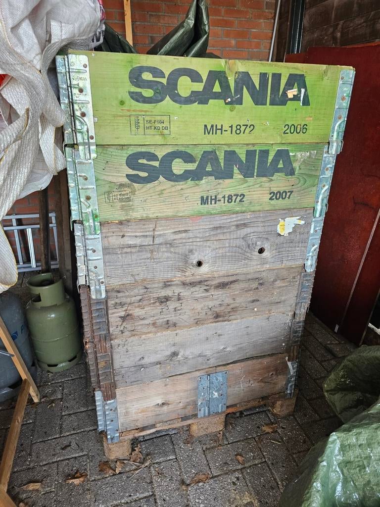 Pallet met 6 randen europallet Scania, Ophalen, ., ., .