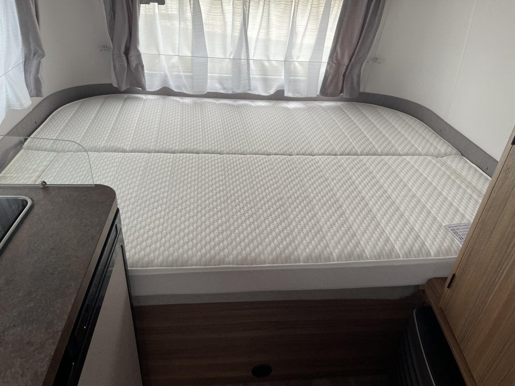 Eriba Touring 530 Legend, Caravans en Kamperen, Caravans, Standaardzit, Bedrijf, Eriba, Dwarsbed