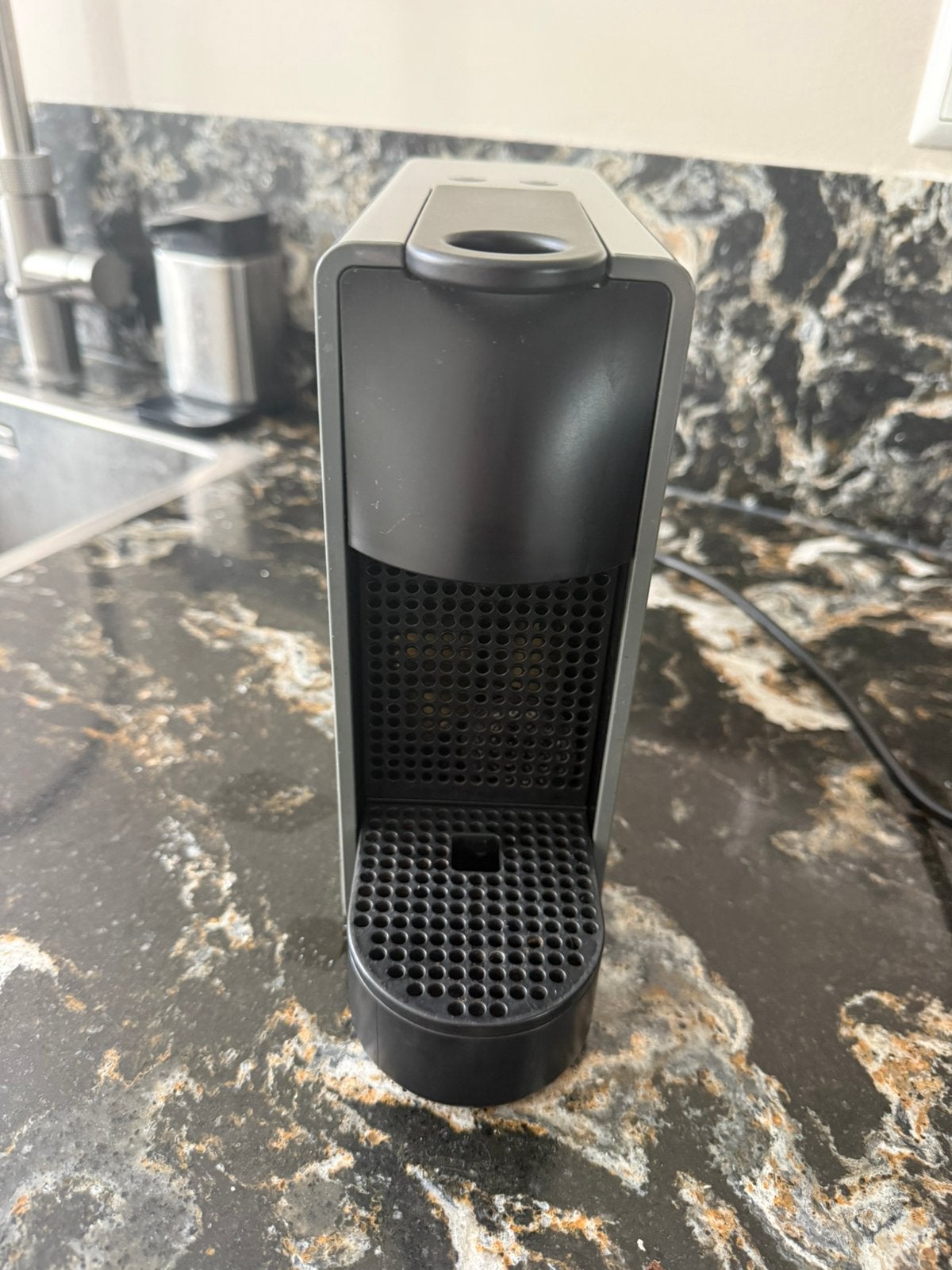 Nespresso met defect (onderdelen?), Ophalen of Verzenden, Espresso apparaat