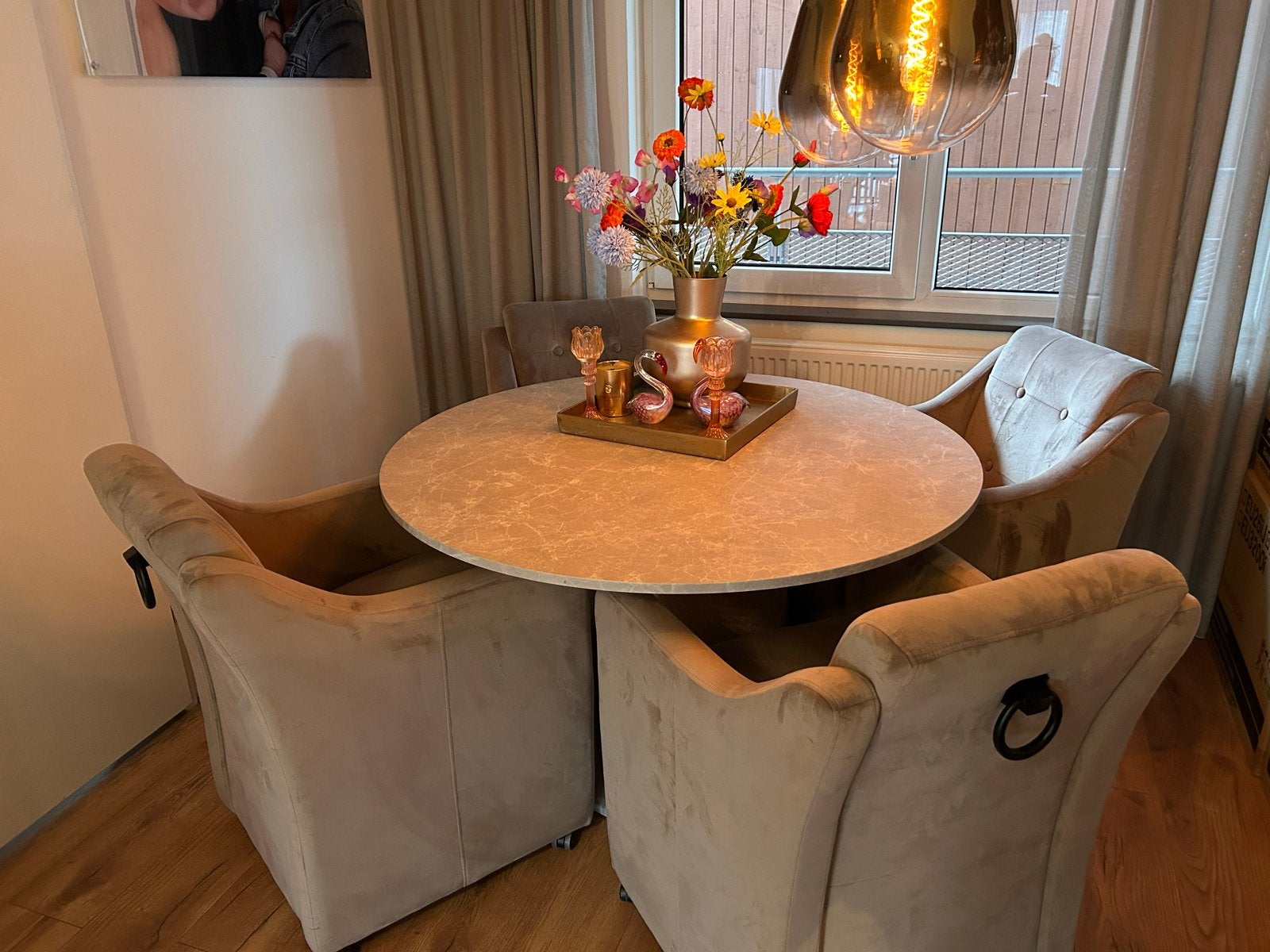 Elegante eetkamerstoelen set van 4 - Taupe fluweel, Overige kleuren, Ophalen of Verzenden, Zo goed als nieuw, Vier