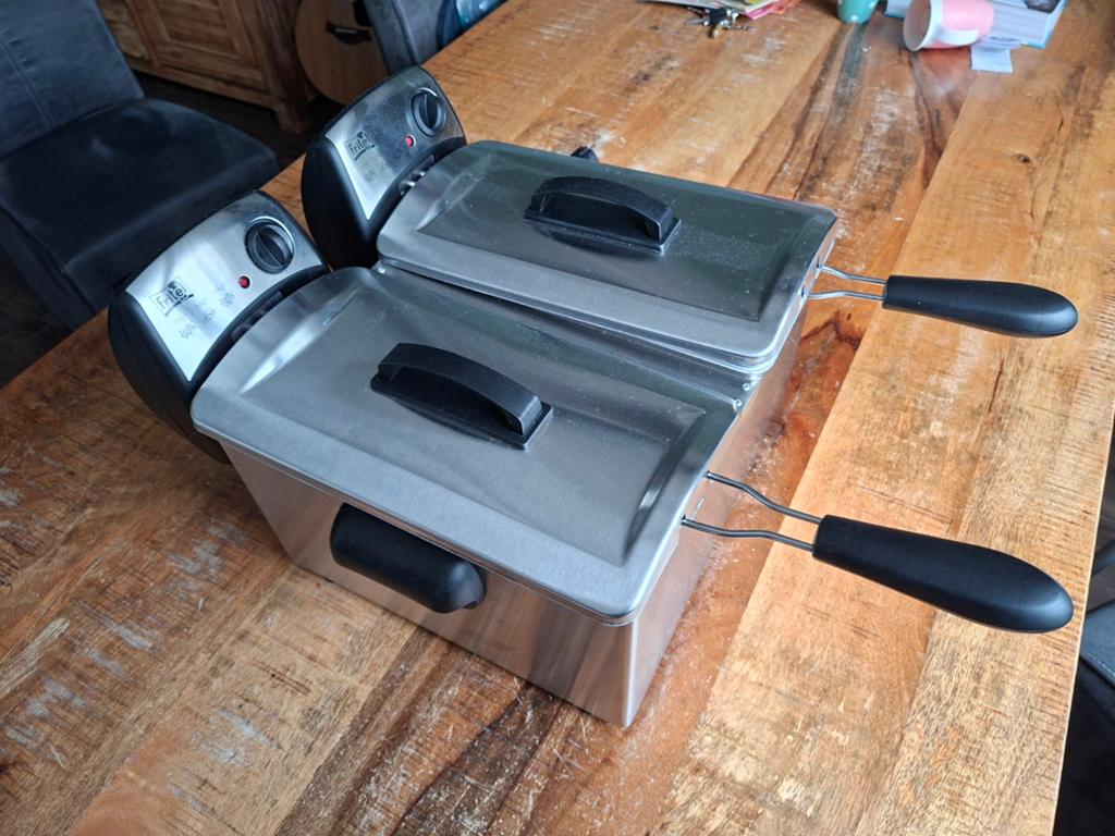 Duo Friteuse/Frituurpan, 4 liter of meer, Ophalen, Zo goed als nieuw