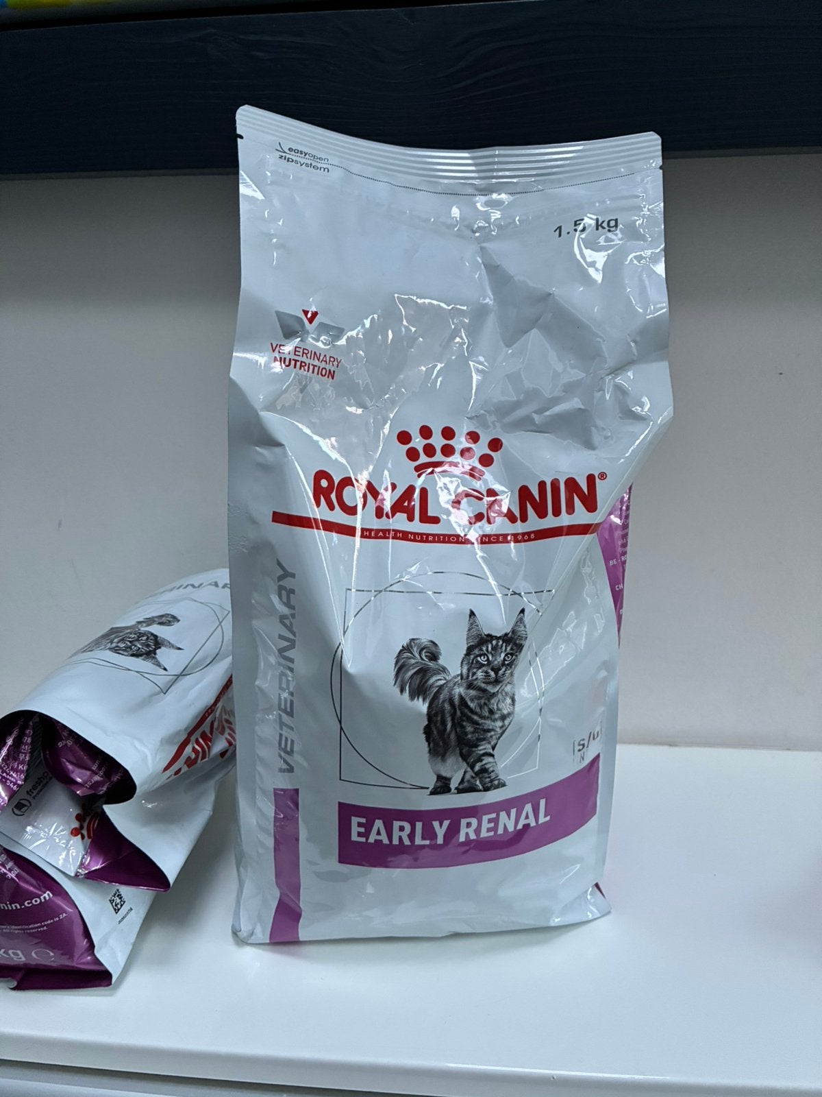 Renal kattenvoer, Ophalen, Kat