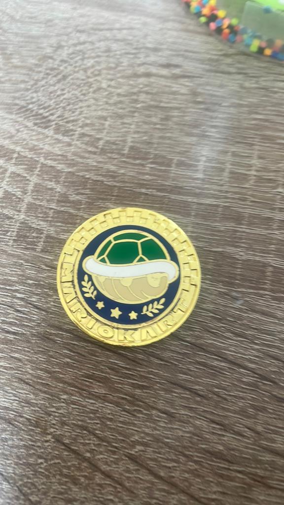 Mario kart coin limited edition shell cup, Ophalen of Verzenden