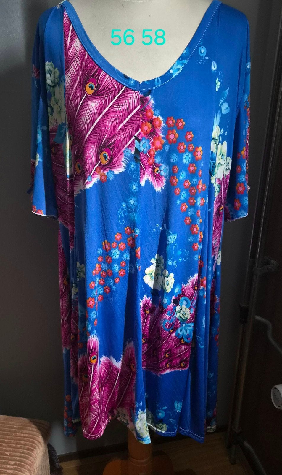 Nieuwe Magna Tuniek Maat 56/58 met Pauwenveren Print, Kleding | Dames, Blauw, Blouse of Tuniek, Nieuw, Ophalen of Verzenden