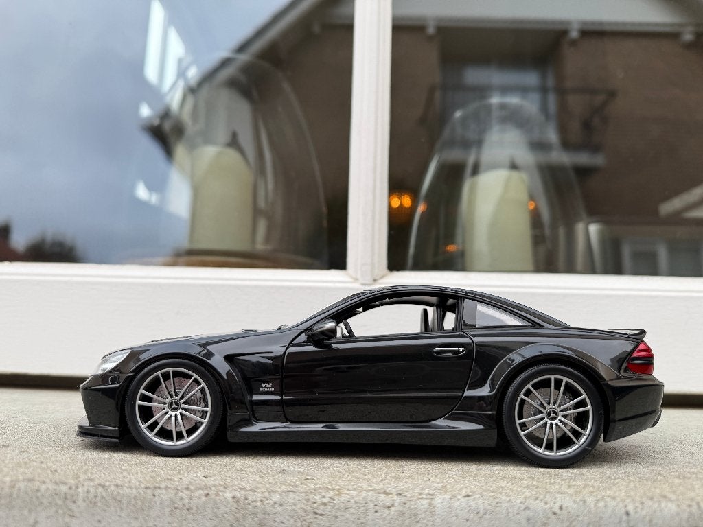 1:18 Mercedes SL65 AMG Black Series zwart Minichamps Dealer, Auto, Ophalen of Verzenden, Charlottenburger Allee 49, Aachen, 52068, DE