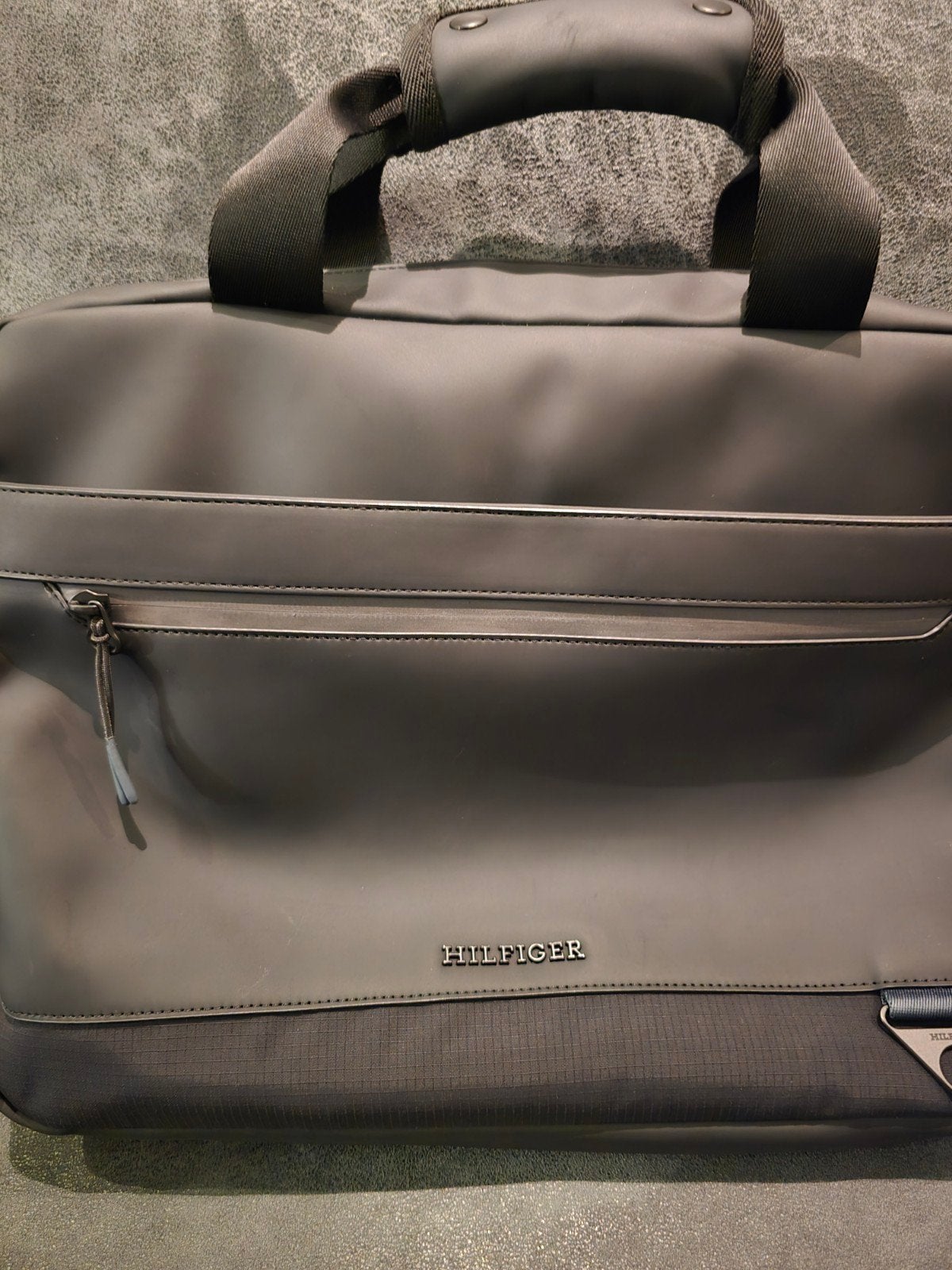 Tommy Hilfiger Laptop Tas - Seasonal computer bag business, Computers en Software, Laptoptassen, Ophalen, 17 inch of meer, Zo goed als nieuw