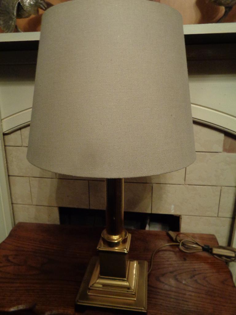 messing bureau lamp herda met org kap uit 1974, Ophalen of Verzenden