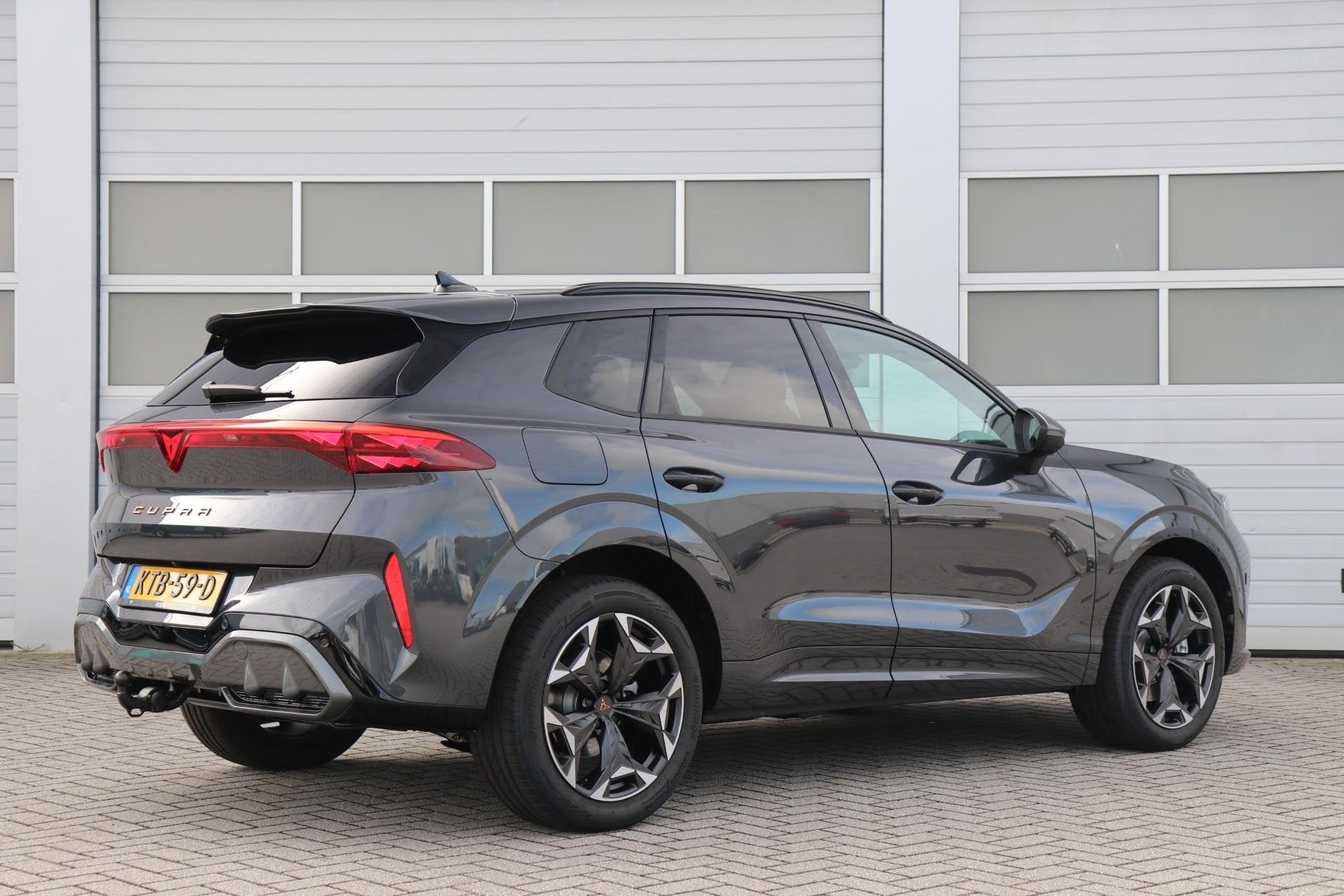 CUPRA Terramar 1.5 TSI 204pk e-Hybrid | Panoramadak | Trekha, Auto's, 12 maanden, Stof, 4 cilinders, 26 kWh