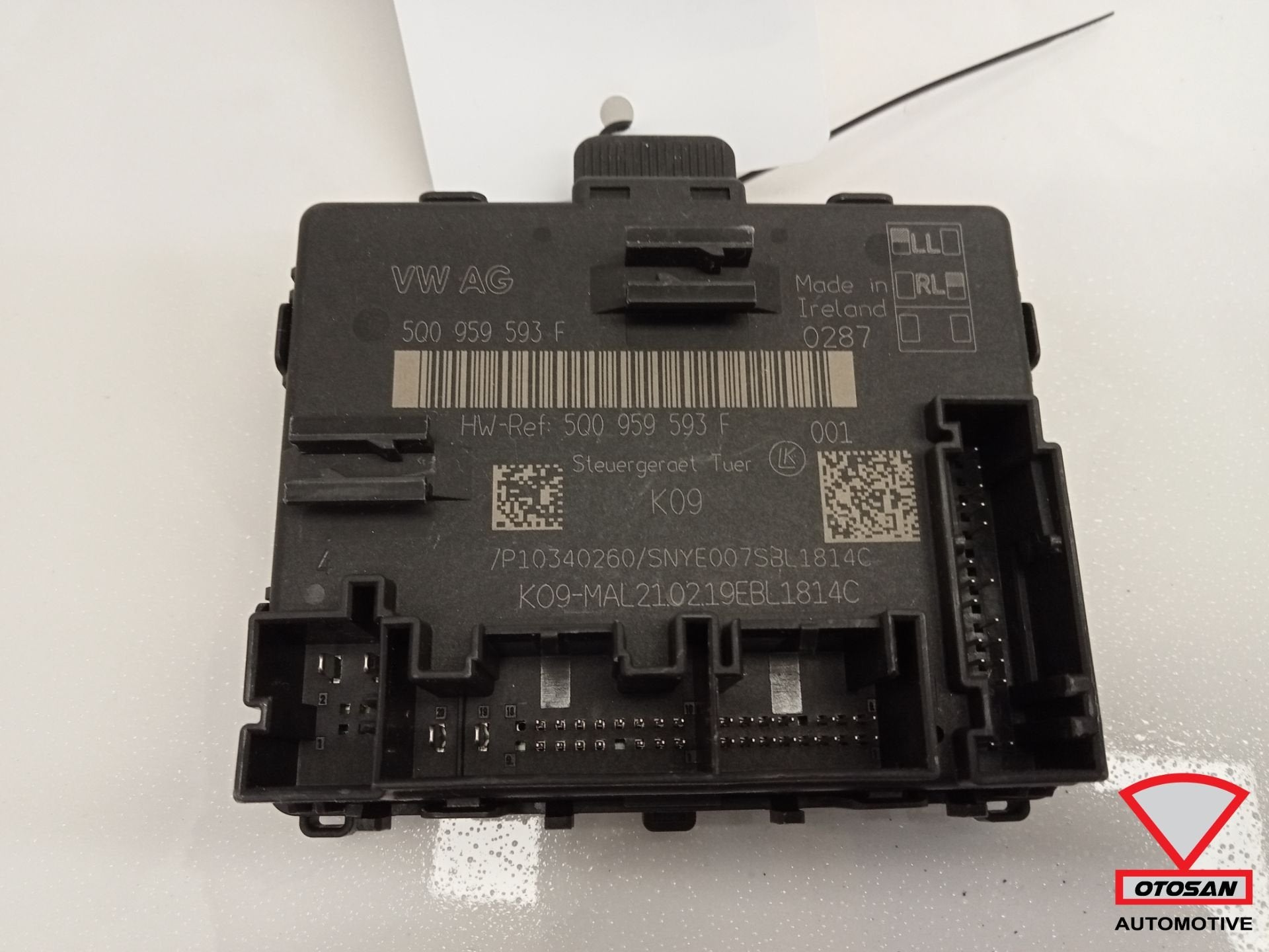 VW Audi Seat Skoda Portier Module Links Voor 5Q0959593F