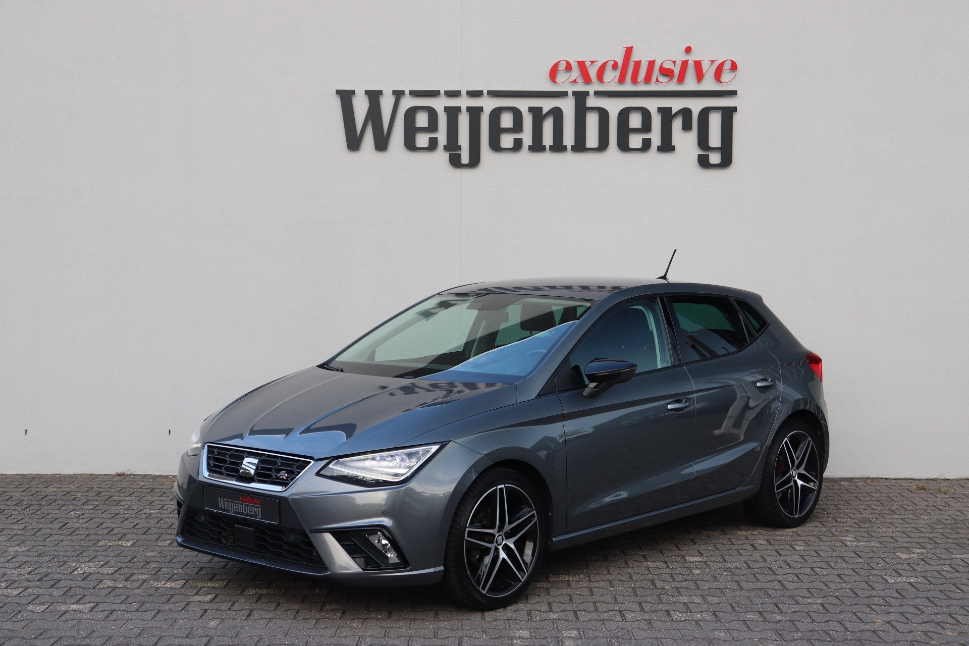 SEAT Ibiza 1.0 TSI FR Carplay Camera ACC LED (bj 2017), Stof, 116 pk, Ibiza, Origineel Nederlands