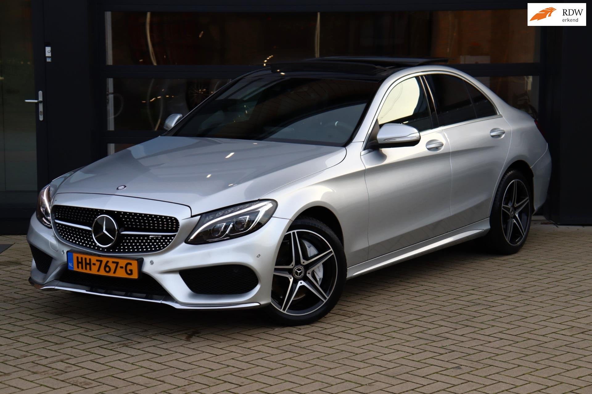 Mercedes-Benz C-klasse 400 4MATIC Prestige | Pano | Elektris, Auto's, Dealer onderhouden, Euro 6, 2996 cc, Bedrijf