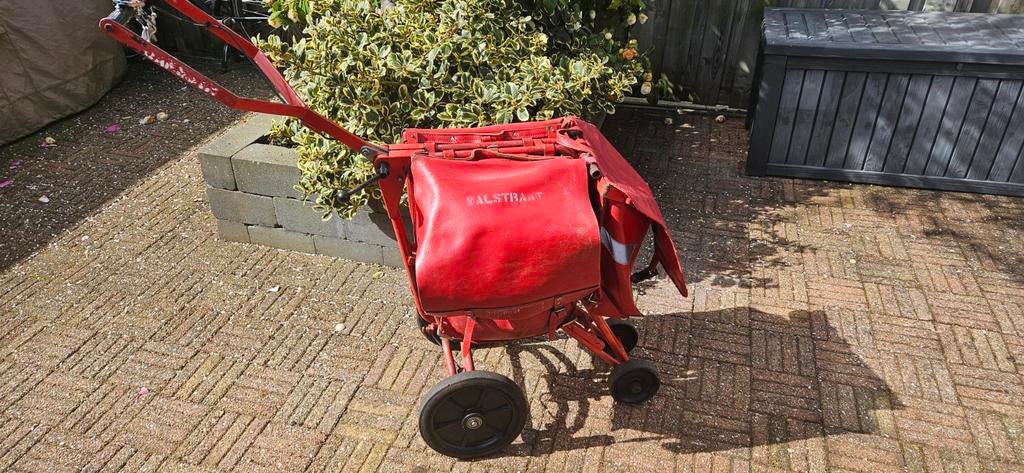Originele PTT Post bezorgwagen uit Arnhem, Ophalen