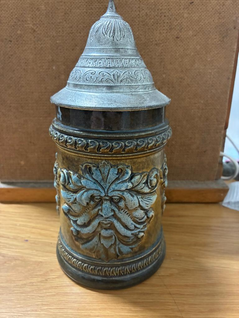 Antieke Bierpul met gedetailleerde reliëfs en tinnen deksel, Antiek en Kunst, Ophalen of Verzenden