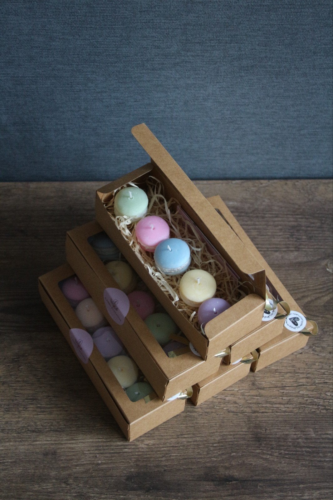 5 gekleurde macaron kaarsjes. Nieuw!, Ophalen of Verzenden, Nieuw, Roze, Kaars