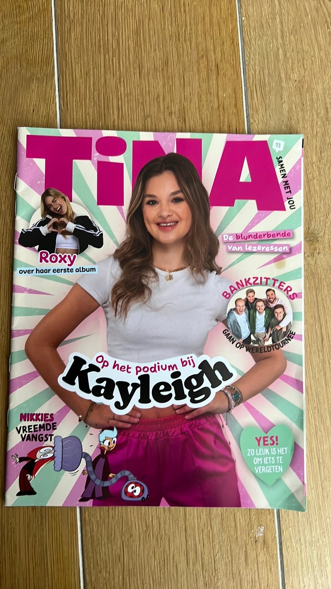 Tina 2025-13, Ophalen of Verzenden, Zo goed als nieuw, Glossy